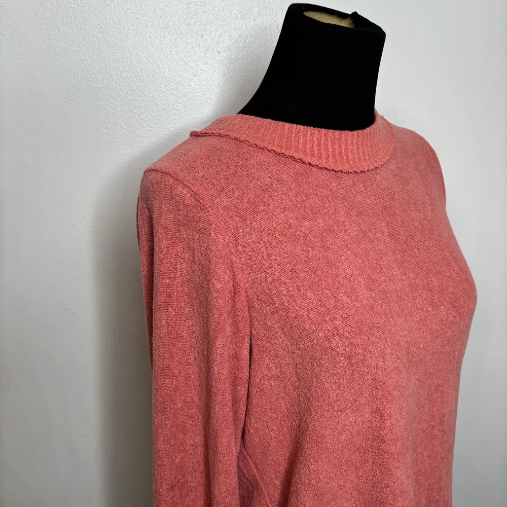 BKE Cutout Back Sweater Women’s Small Pink Rayon Blend Open Back - Picture 4 of 11